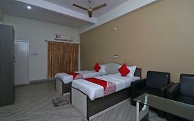 Oyo 37989 Hotel Debarshi